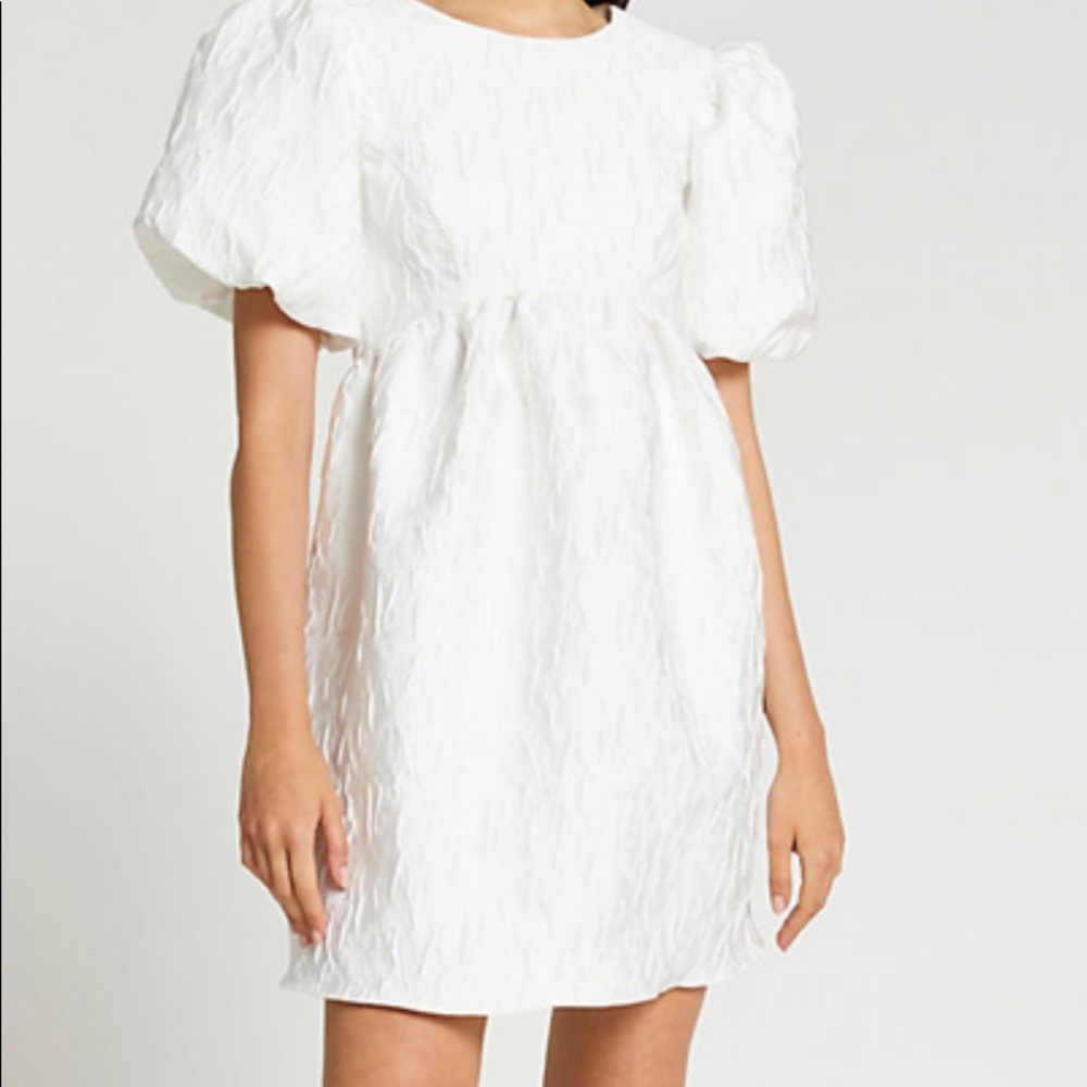Nwt River Island white textured dress w/Ribbon tie